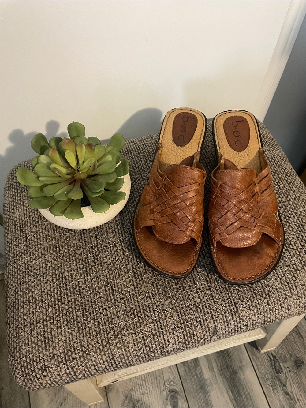 b.o.c. Woven Slide Sandals in Brown Leather
